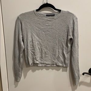Brandy Melville long sleeved grey ribbed shirt